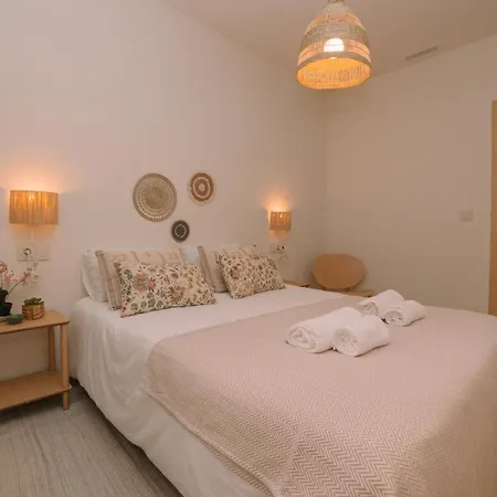 Elegancia Luz Y Calidez - Apto 2 By * Vigo